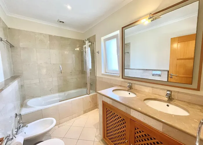 Lägenhet Victoria Boulevard By Garvetur